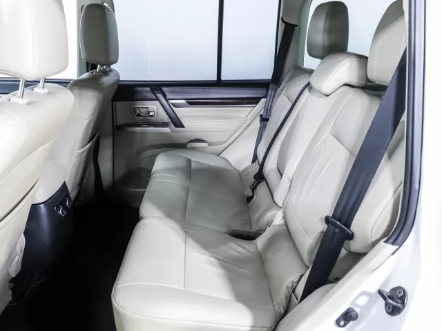 Mitsubishi Pajero 2006