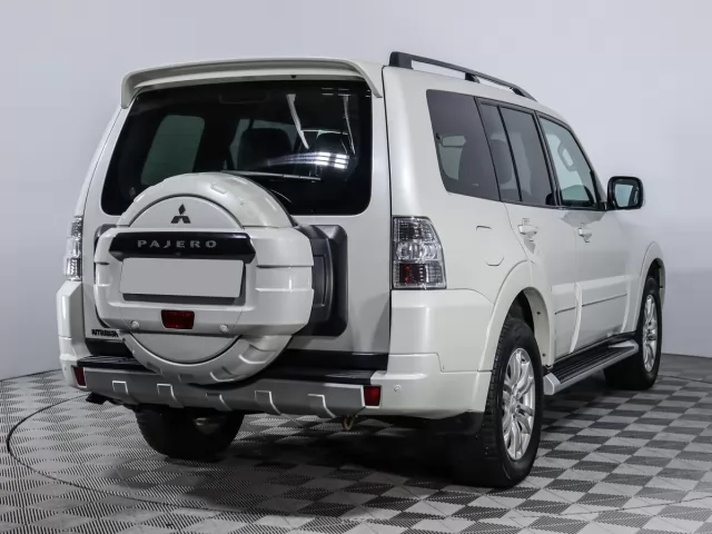 Mitsubishi Pajero 2006