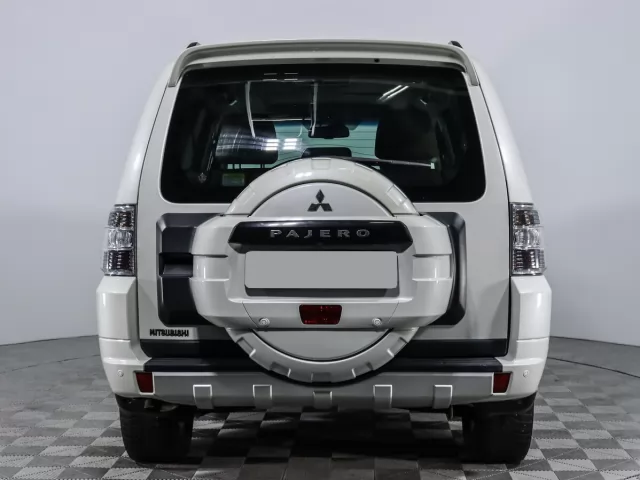 Mitsubishi Pajero 2006