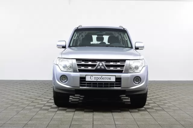 Mitsubishi Pajero 2012