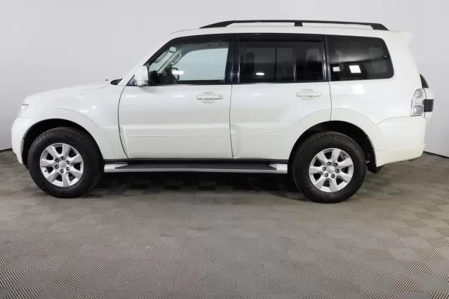 Mitsubishi Pajero 2021