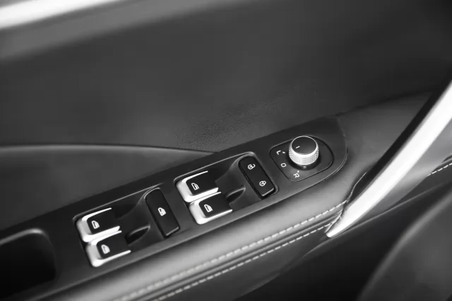 Geely Coolray 2021