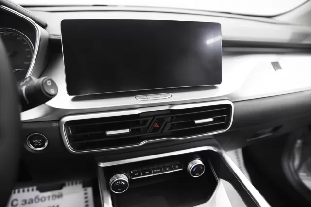 Geely Coolray 2021