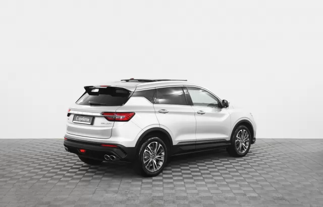 Geely Coolray 2021