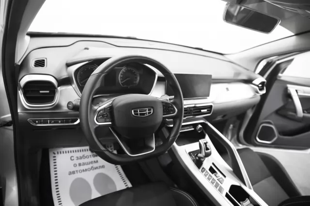 Geely Coolray 2021