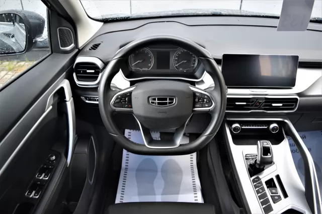 Geely Coolray 2021