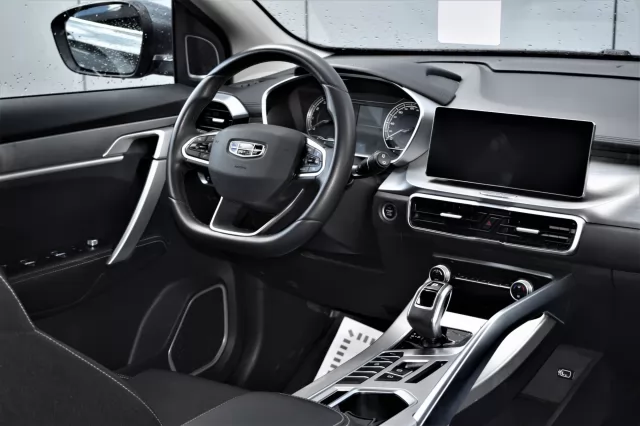 Geely Coolray 2021
