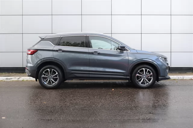 Geely Coolray 2021