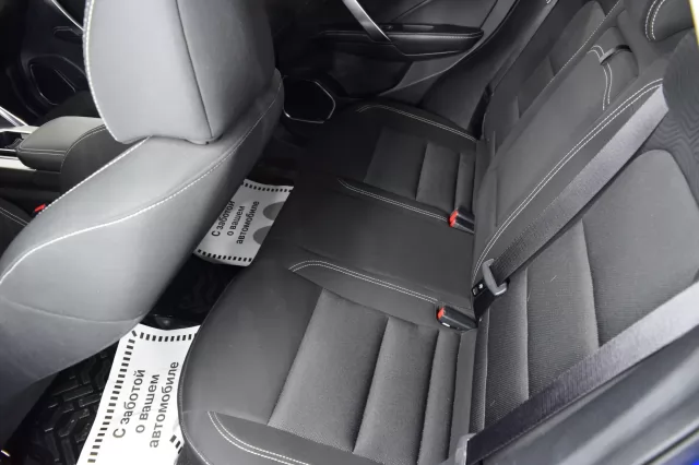 Geely Coolray 2021
