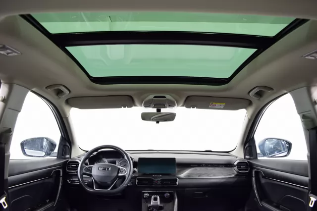 Geely Coolray 2021