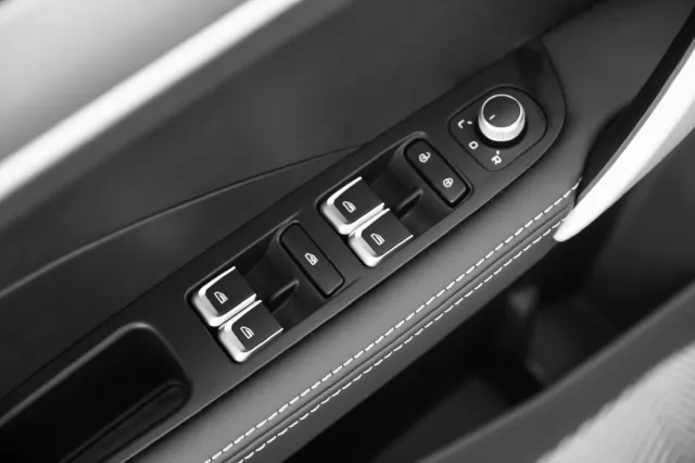 Geely Coolray 2021
