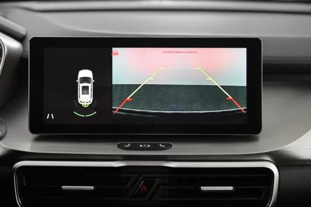 Geely Coolray 2021