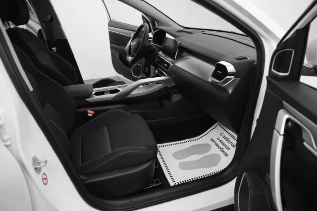 Geely Coolray 2021