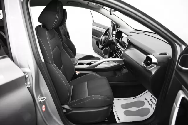 Geely Coolray 2021