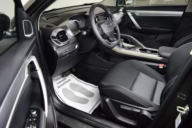 Geely Coolray 2021