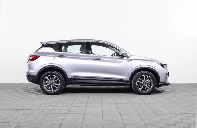 Geely Coolray 2021