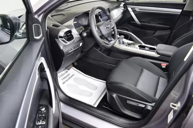 Geely Coolray 2021