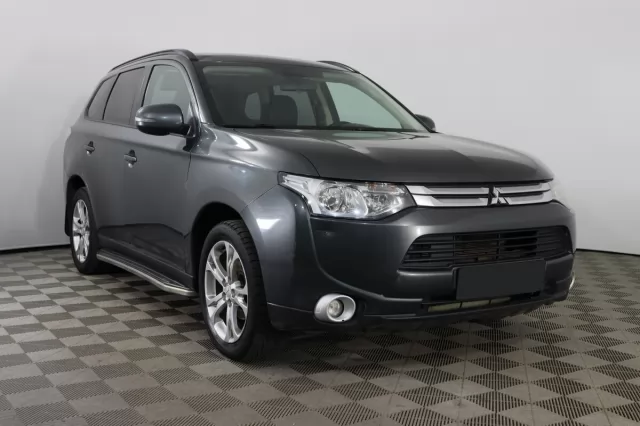 Mitsubishi Outlander 2014