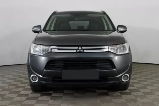Mitsubishi Outlander 2014