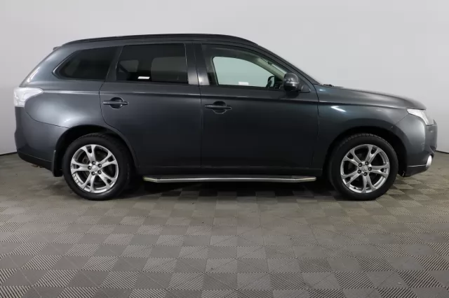 Mitsubishi Outlander 2014