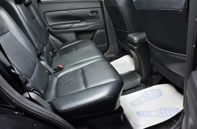 Mitsubishi Outlander 2014