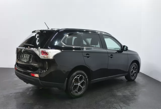 Mitsubishi Outlander 2014