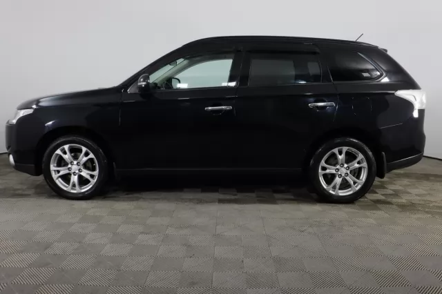 Mitsubishi Outlander 2013
