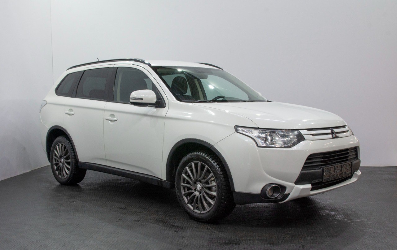 Mitsubishi Outlander 2012