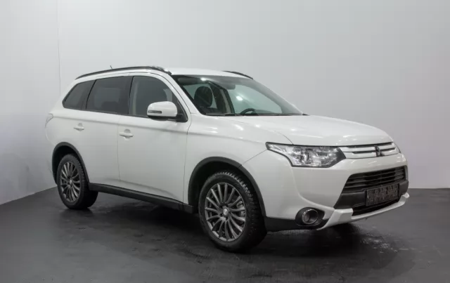 Mitsubishi Outlander 2012
