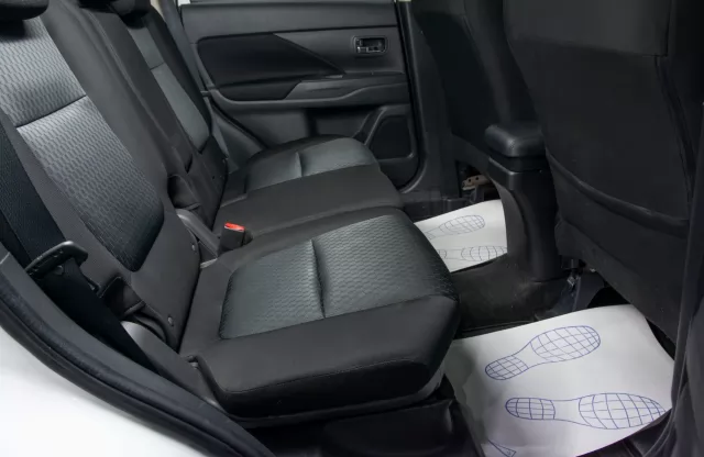 Mitsubishi Outlander 2012