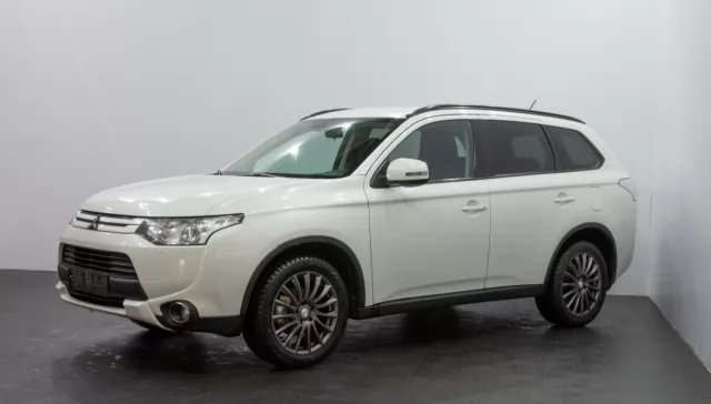 Mitsubishi Outlander 2012