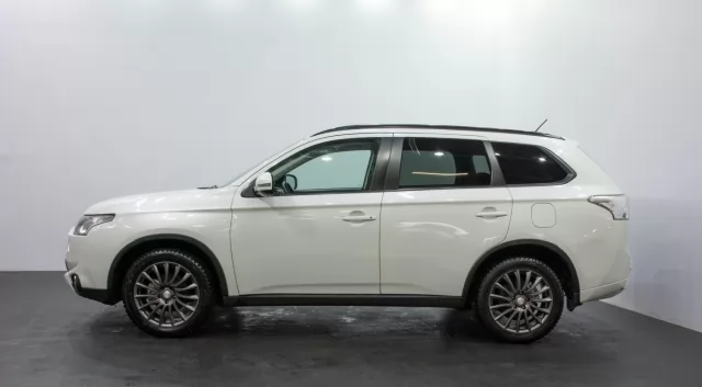 Mitsubishi Outlander 2012