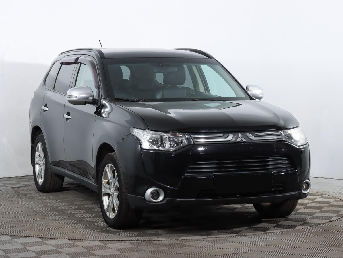 Mitsubishi Outlander 2014