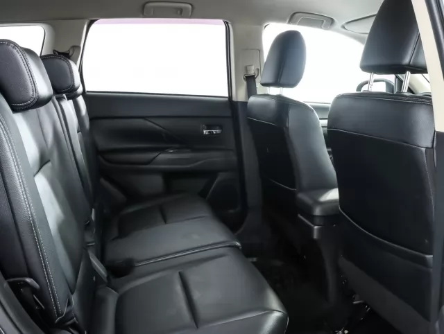 Mitsubishi Outlander 2014