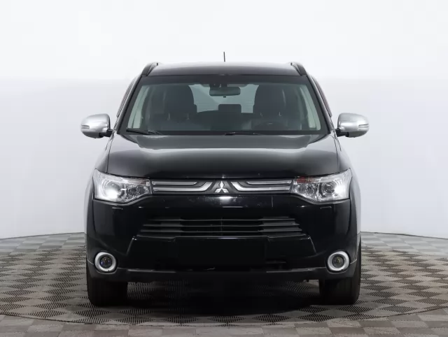 Mitsubishi Outlander 2014