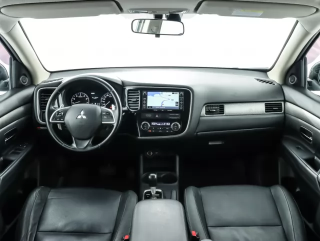 Mitsubishi Outlander 2014