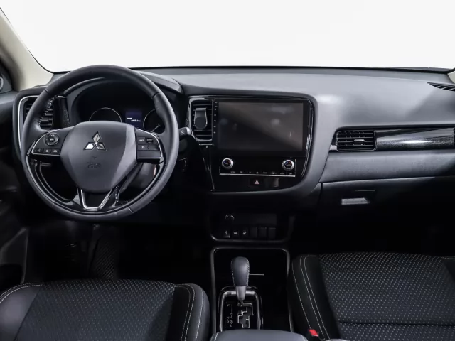 Mitsubishi Outlander 2016