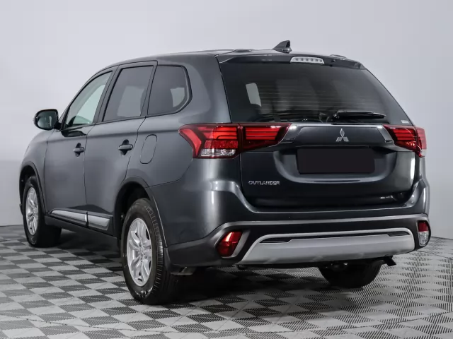 Mitsubishi Outlander 2016