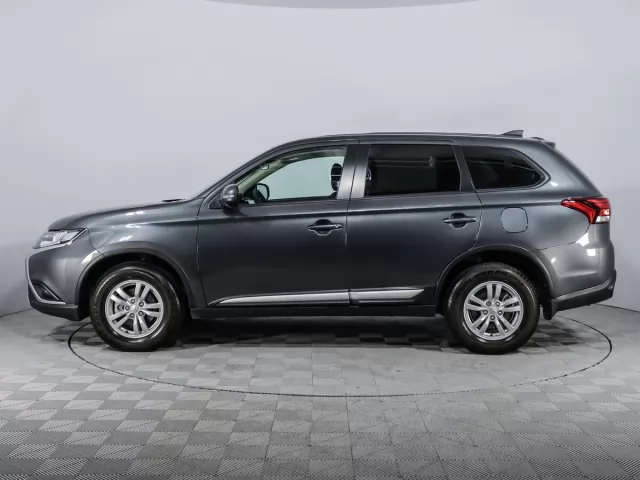 Mitsubishi Outlander 2016