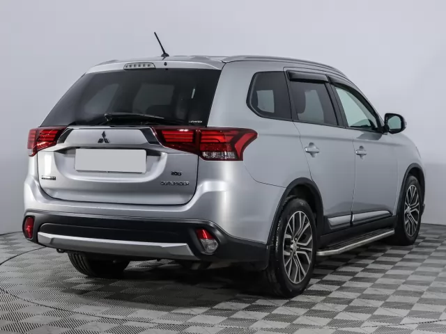 Mitsubishi Outlander 2018