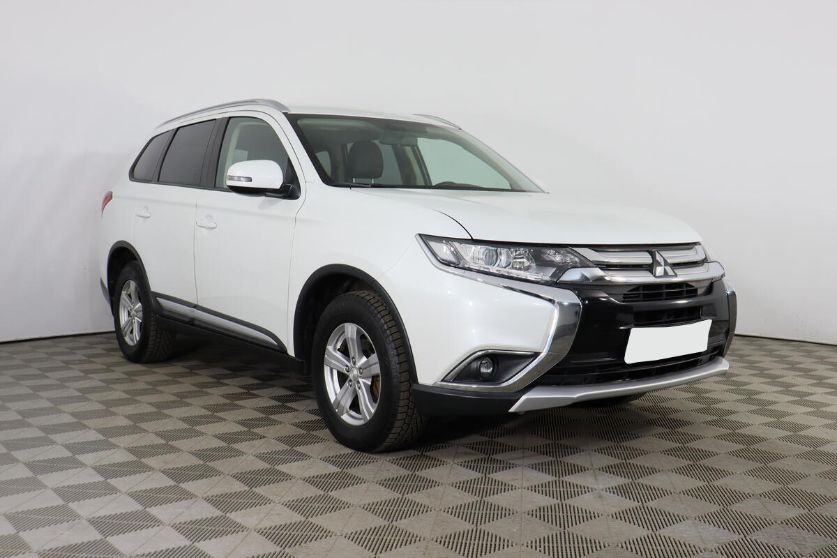 Mitsubishi Outlander 2020
