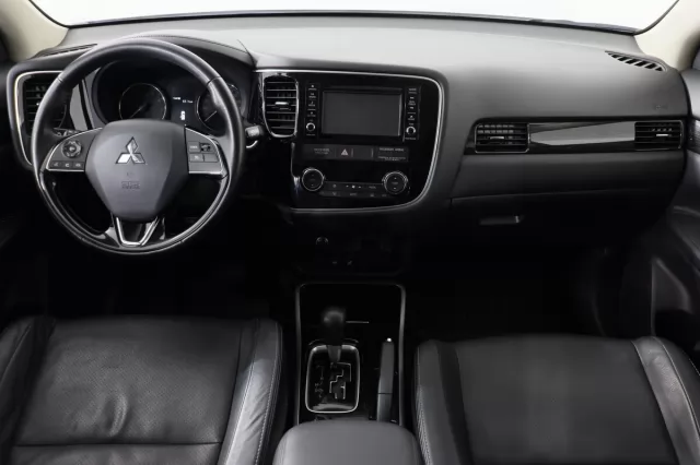 Mitsubishi Outlander 2020