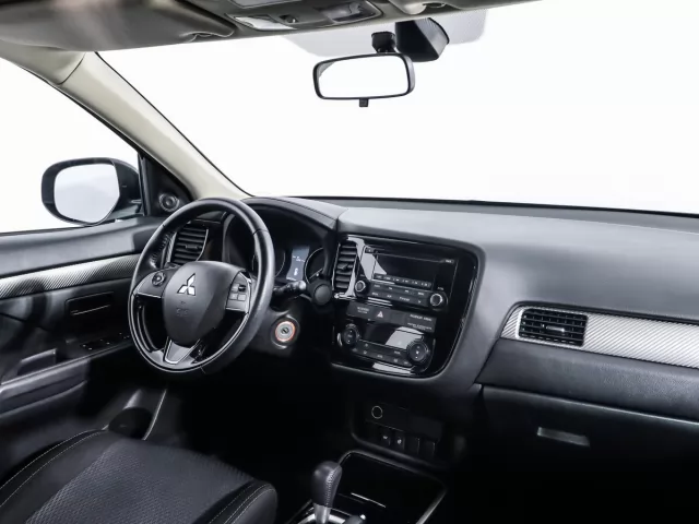 Mitsubishi Outlander 2017