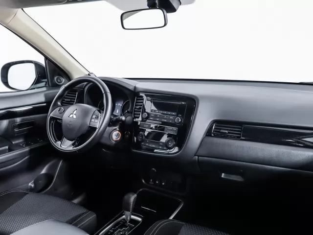 Mitsubishi Outlander 2019