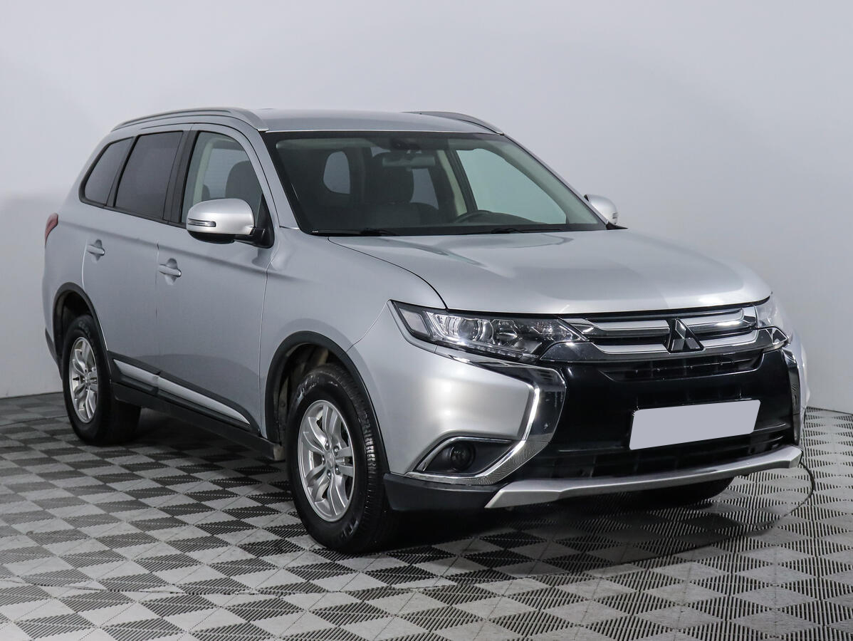 Mitsubishi Outlander 2020