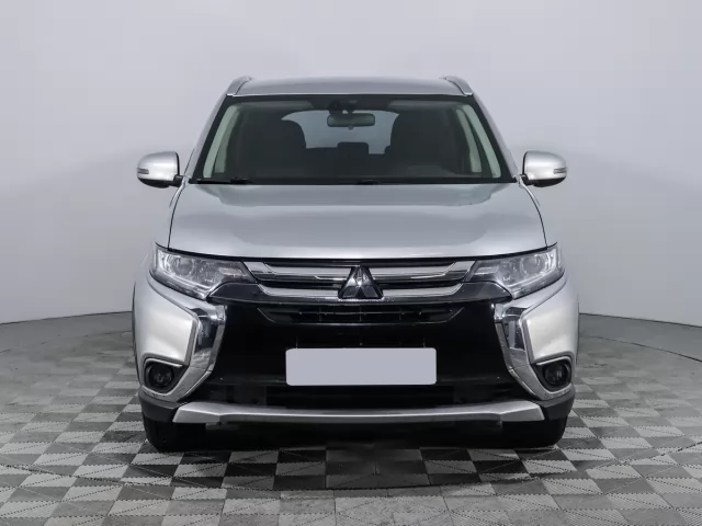 Mitsubishi Outlander 2020