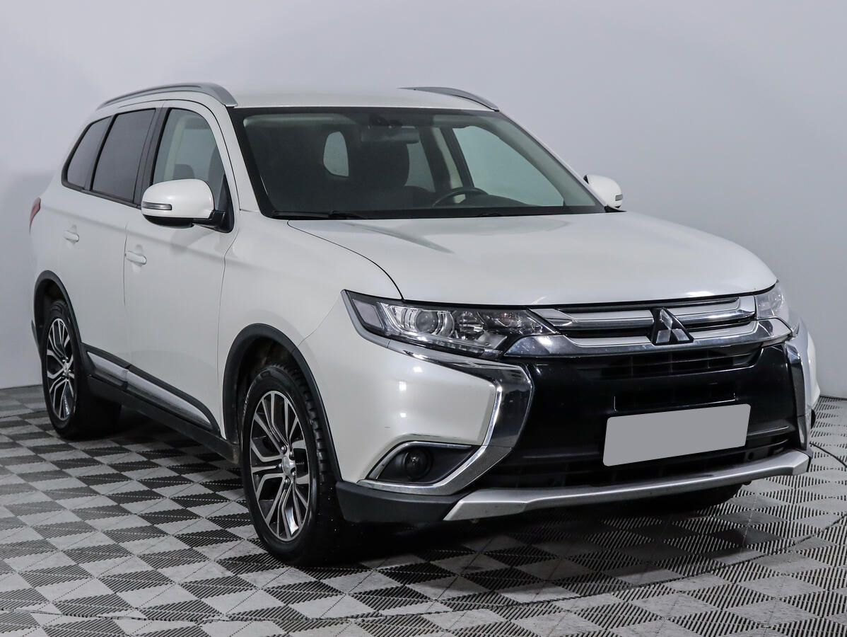 Mitsubishi Outlander 2015