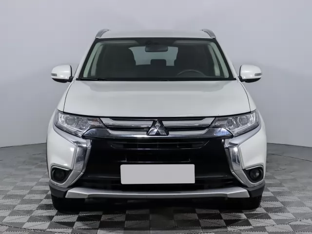 Mitsubishi Outlander 2015