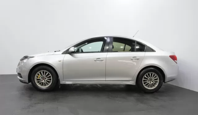 Chevrolet Cruze 2011