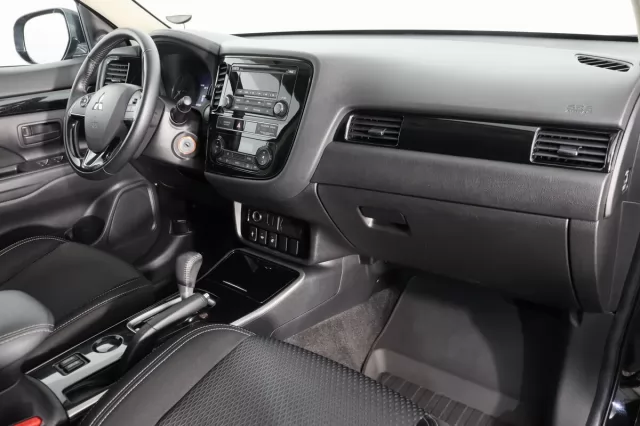Mitsubishi Outlander 2018